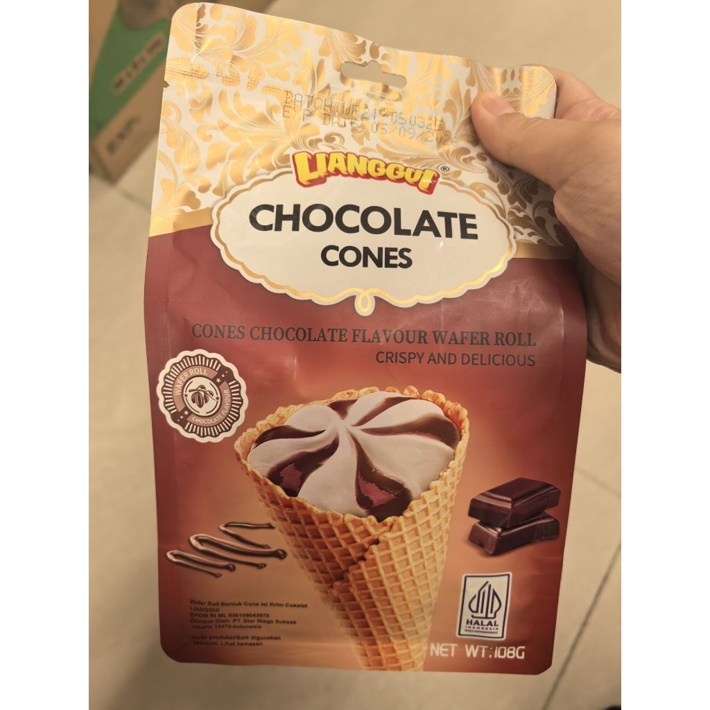 LIANGGUI CHOCOLATE CONES. WAFER ROLL CONES.