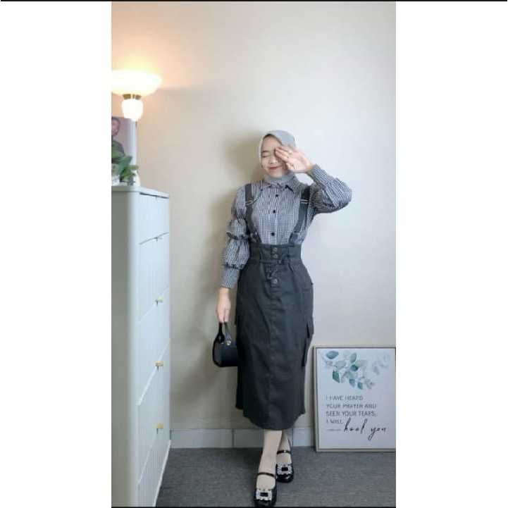 Najma Overall Jumpsuit - Rok cargo Kekinian - Jumbo XXL