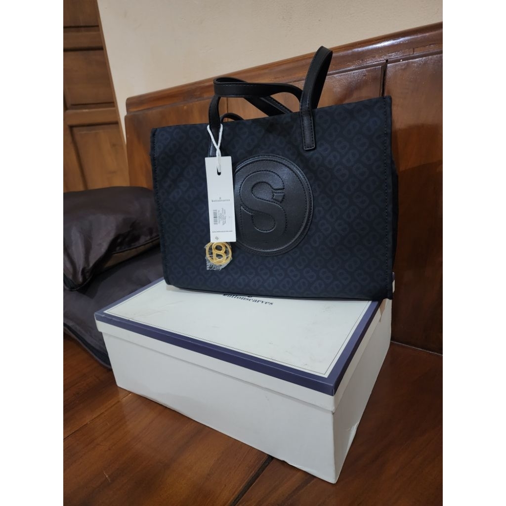 tote bag buttonscarves tapis Aaliya printed black