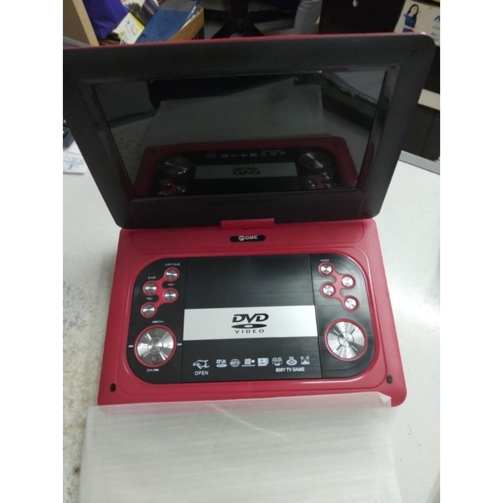 DVR PORTABEL GMC 11 INCH BISA DVD , VCD , CD , MP3, RADIO, USB , SD CARD ORIGINAL