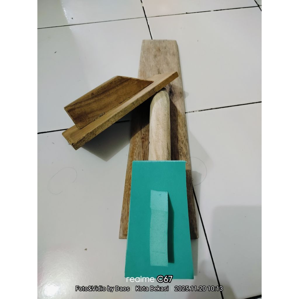 PAKET ROSKAM ISI 3 PCS ,ROSKAM KAYU PANJANG,ROSKAM KAYU PENDEK DAN SPOND ACIAN TEMBOK.