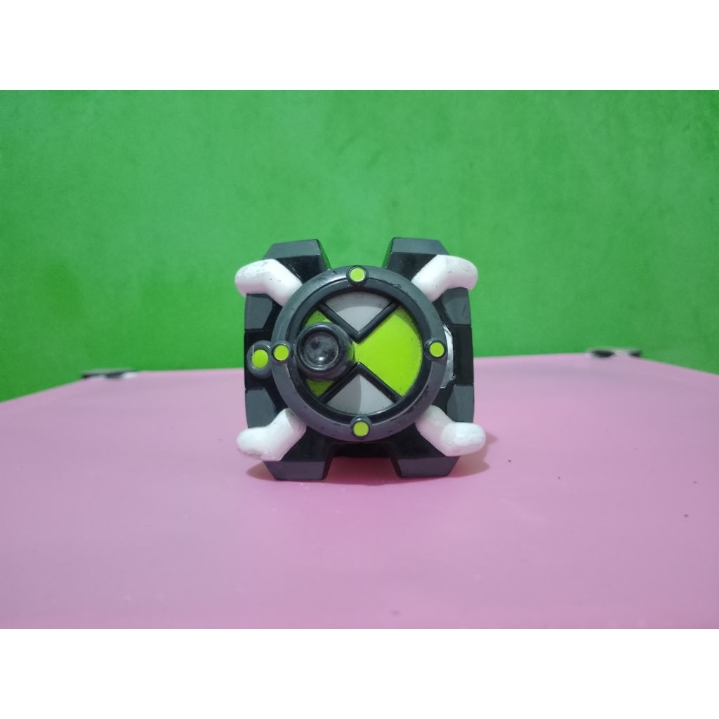 Jam Tangan BEN 10 OMNITRIX ALIEN VIEWER TOY WATCH CN Bandai 2006 Murah Retro Vintage Rare Koleksi Ma