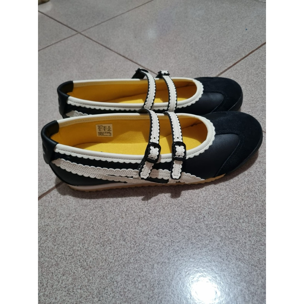 Onitsuka Tiger Mexico 66 TGRS Ballet Shoes Hitam-Putih