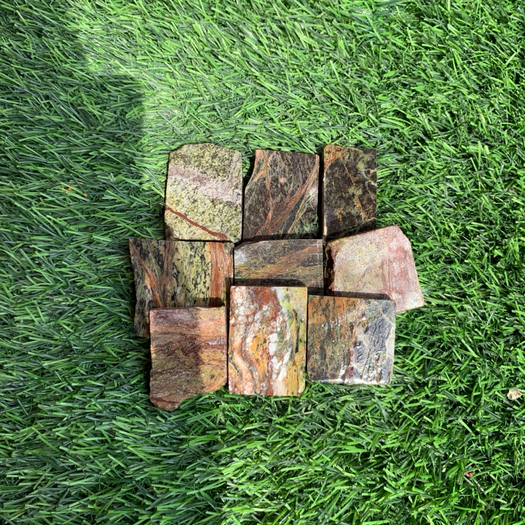 bongkahan batu badar besi pemandangan