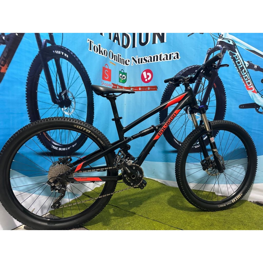 sepeda poligon siskiu d7