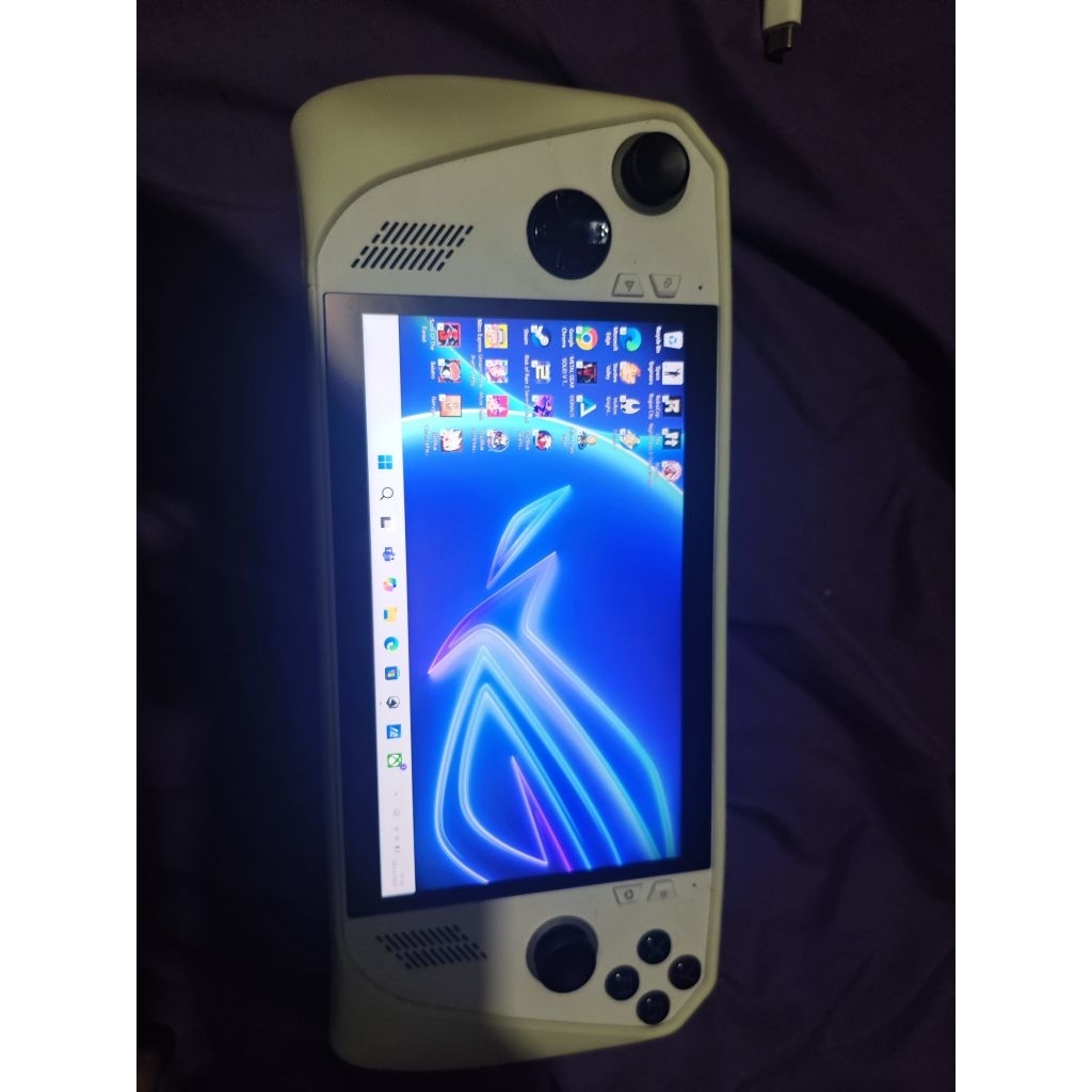 asus rog ally Z1 extreme 512gb