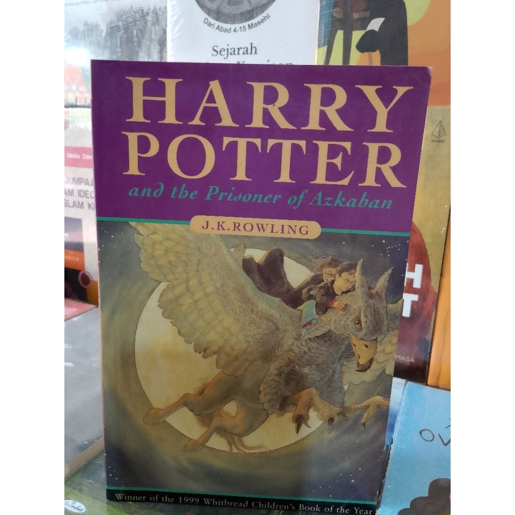 Novel Inggris Bekas Original HARRY POTTER & THE OK PRISONER OF AZKABAN