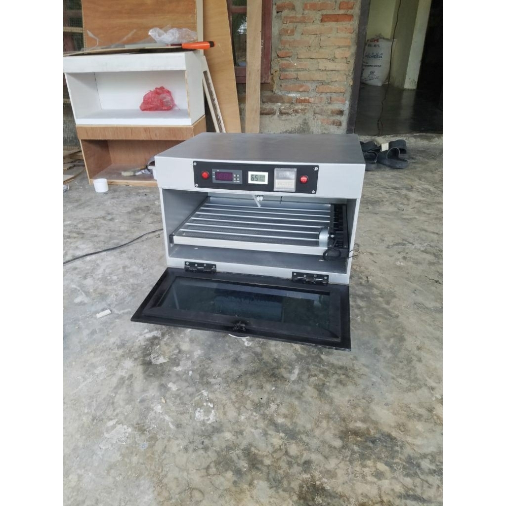 Mesin tetas telur otomatis kapasitas 50 butir
