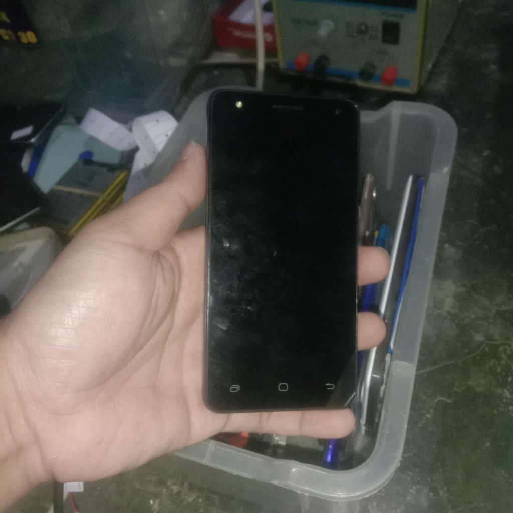 lcd touchscreen  andromax e2 plus b16C2g