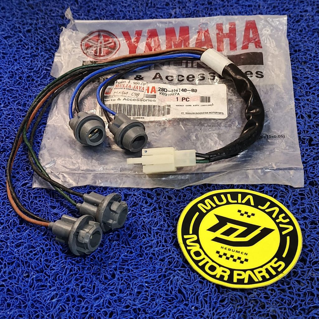 FITING SOKET COP LAMPU SEIN SEN KOTA YAMAHA MIO SMILE NEW ORIGINAL YGP 28D-H4140-00