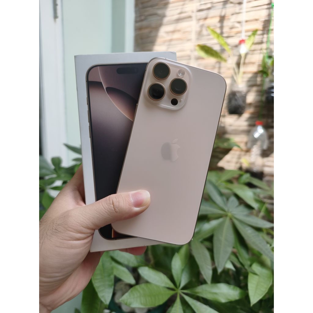 Second Gambar iPhone 16 Pro Max 256 resmi ibox