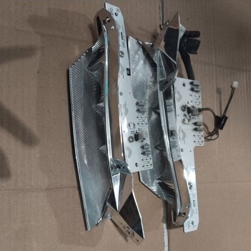 Reflektor Daleman Lampu senja Lampu Depan Cbr 150r Led original