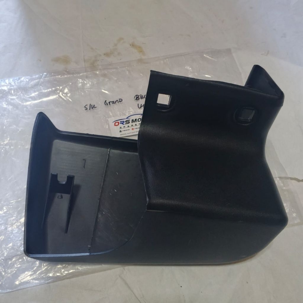 Kuping Bemper / Tanduk Bemper / Kumis Bemper Belakang Kiri (L/H) Toyota Kijang 5K / Kijang Grand / K