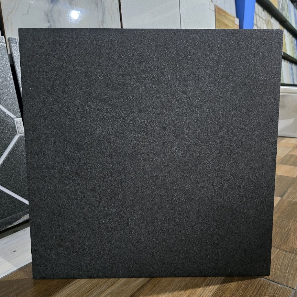 Keramik Lantai Hitam Gliter Kasar Garasi / Teras 50x50 ZENIX HITAM