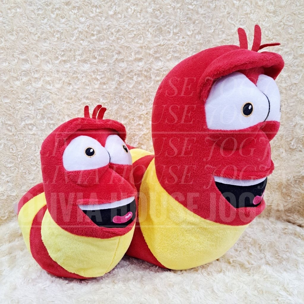 Boneka Larva Merah Boneka Red Larva