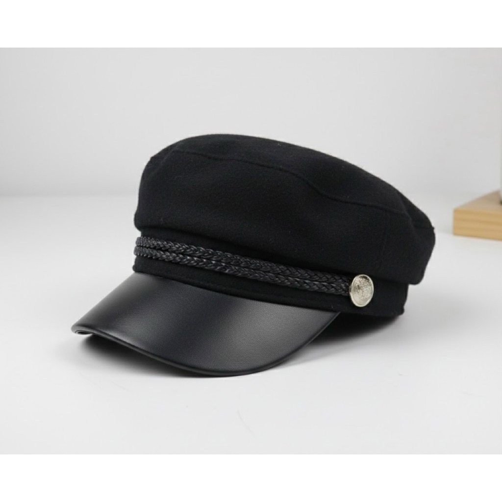 Preloved topi baret kulit wanita