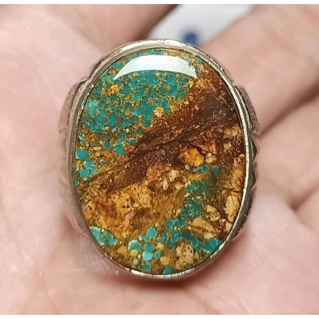 Pirus Persia ijo lawas serat emas