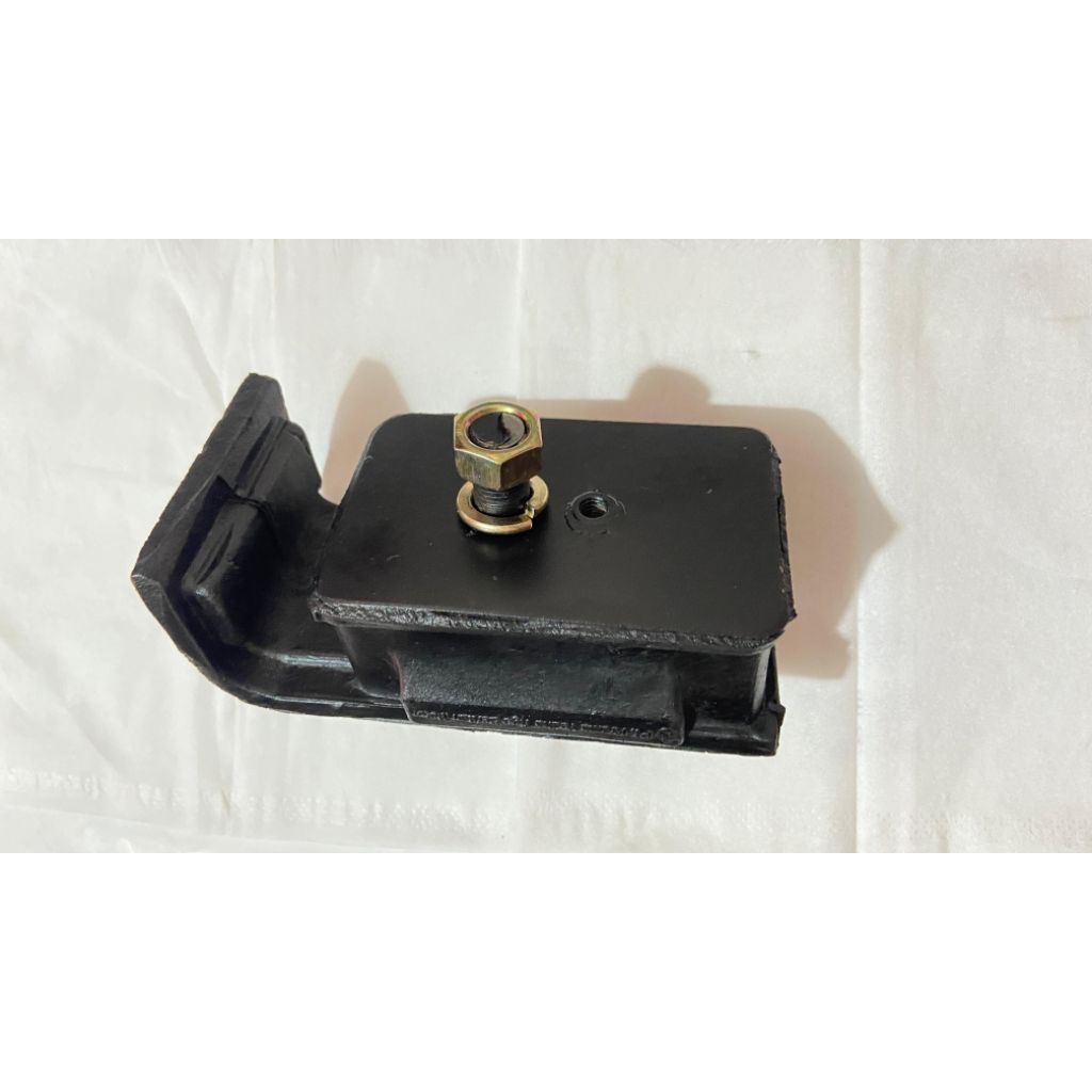 ENGINE MOUNTING PS  100/120