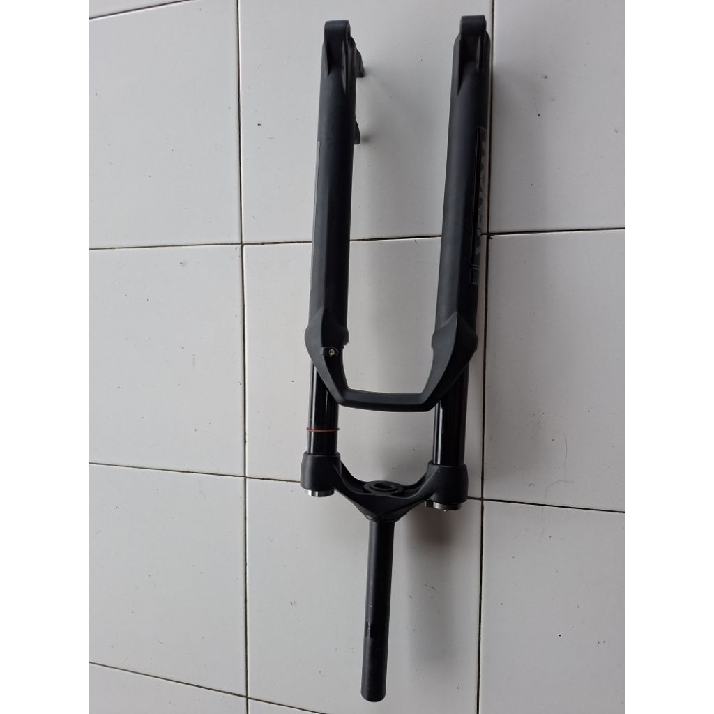 Fork angin Venom ex avand reigate
