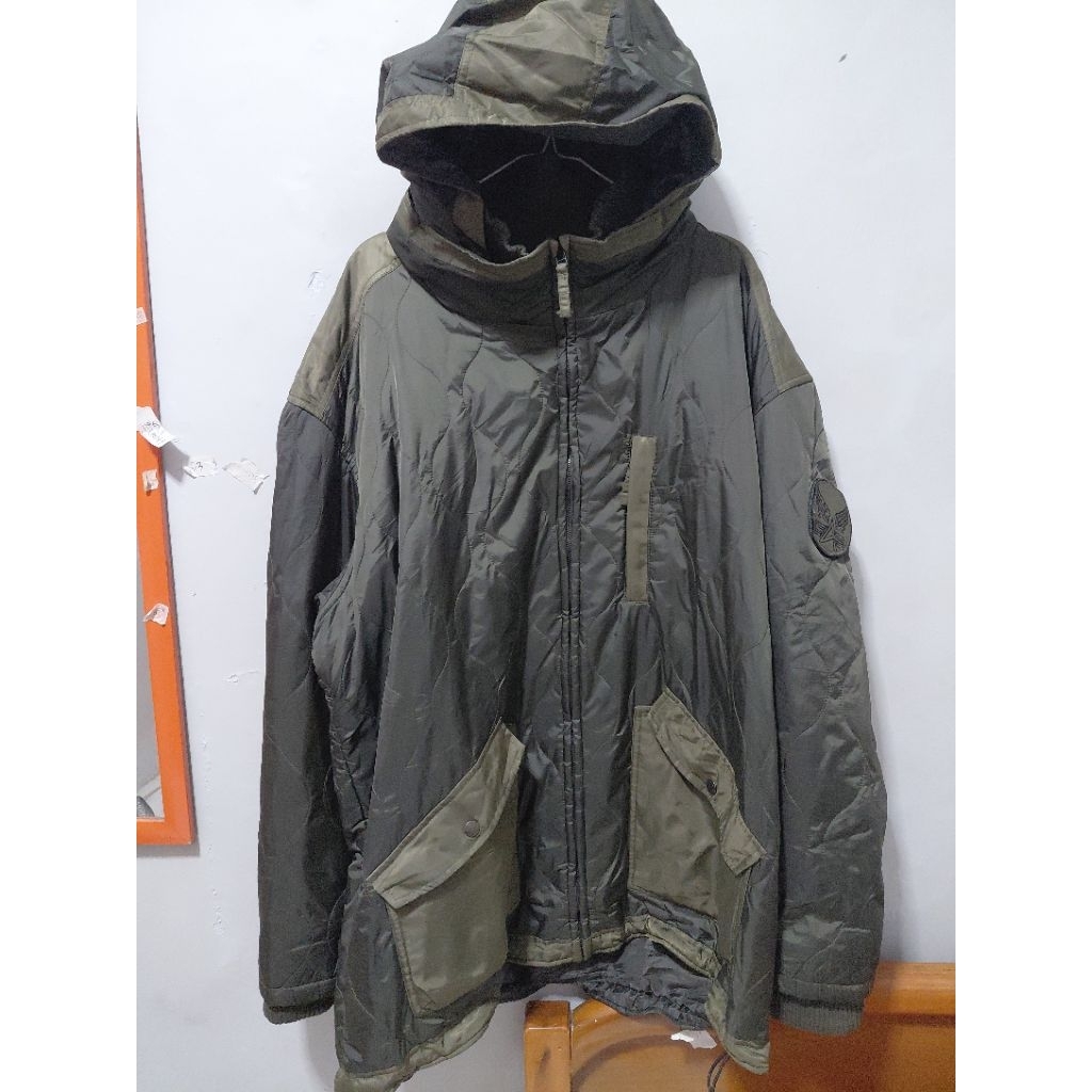 Jaket puffer alpha industries