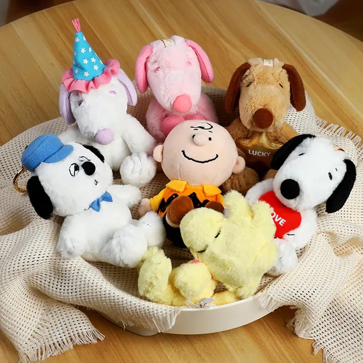 PEANUTS x VIPO Snoopy Plush Keychain Blind Box