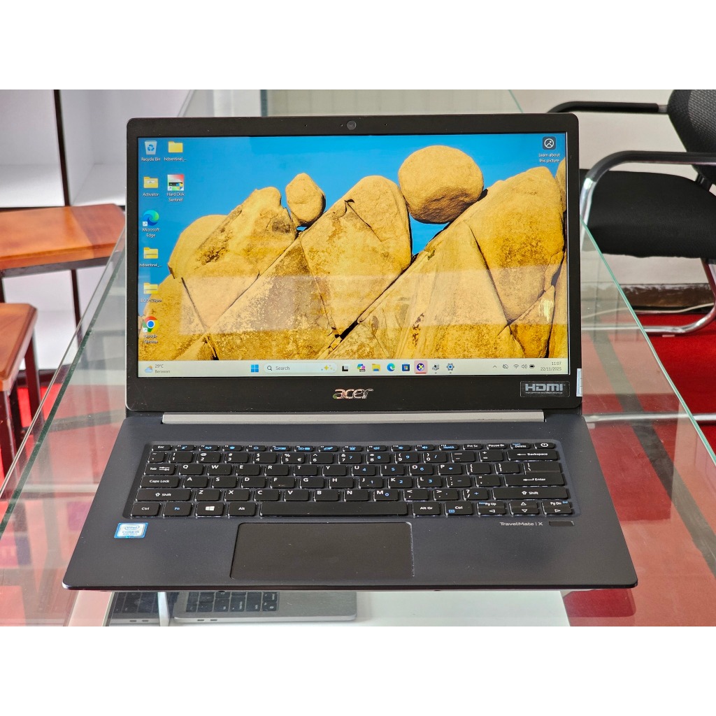 ACER Travelmate X514-51T core i5 Ram 8 GB SSD 512 Gb Touchscreen Ultra Slim Super Ringan Premium bis