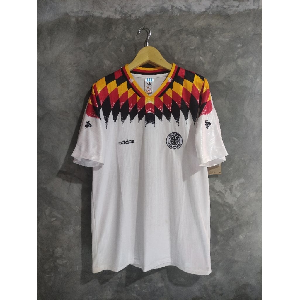 JERSEY TIM JERMAN 1994-1996 RETRO VINTAGE KAOS SEPAKBOLA KANDANG UKURAN XL BNWT