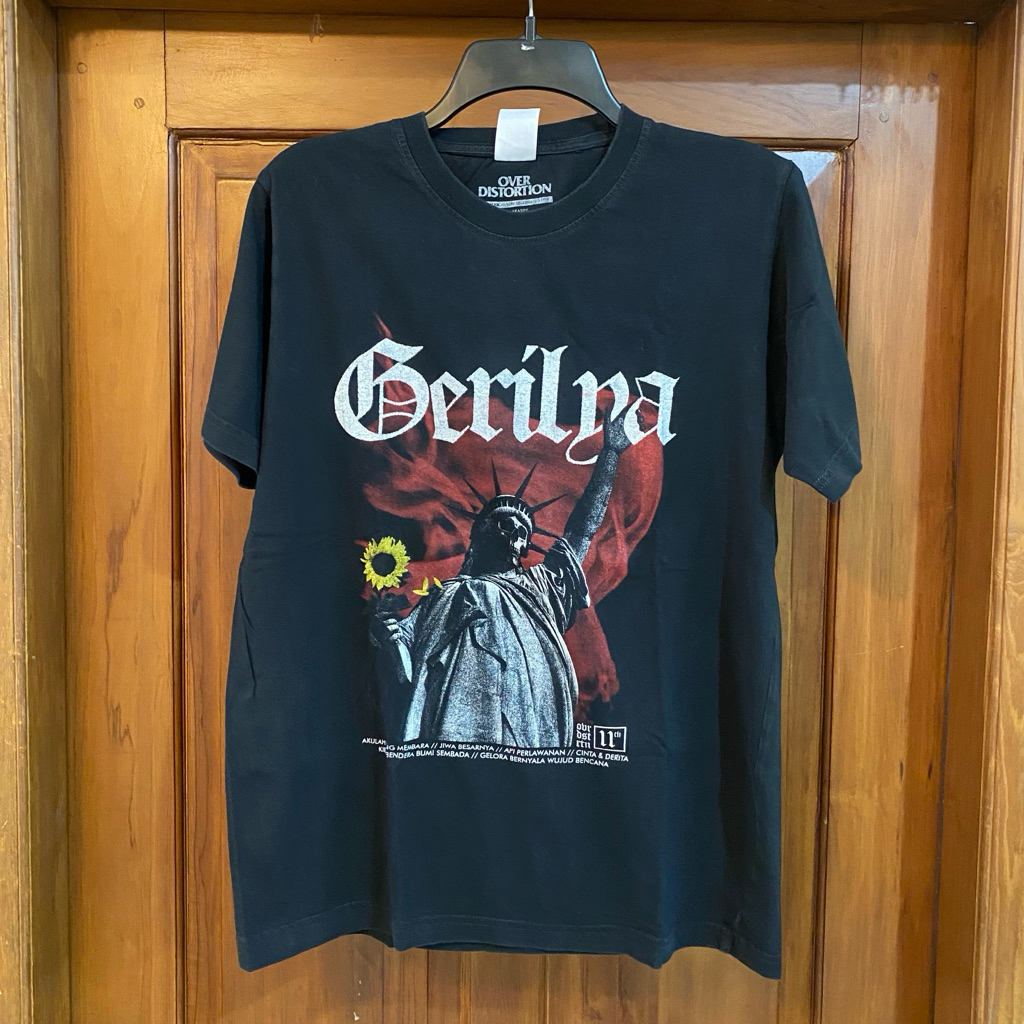 TS Over Distortion Gerilya CSS Preloved