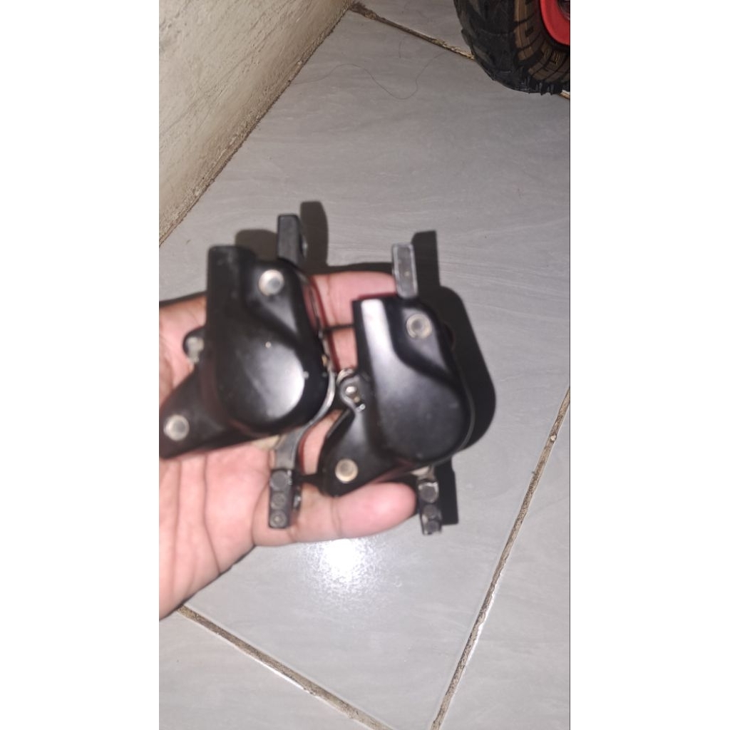 kaliper mt200 sepasang