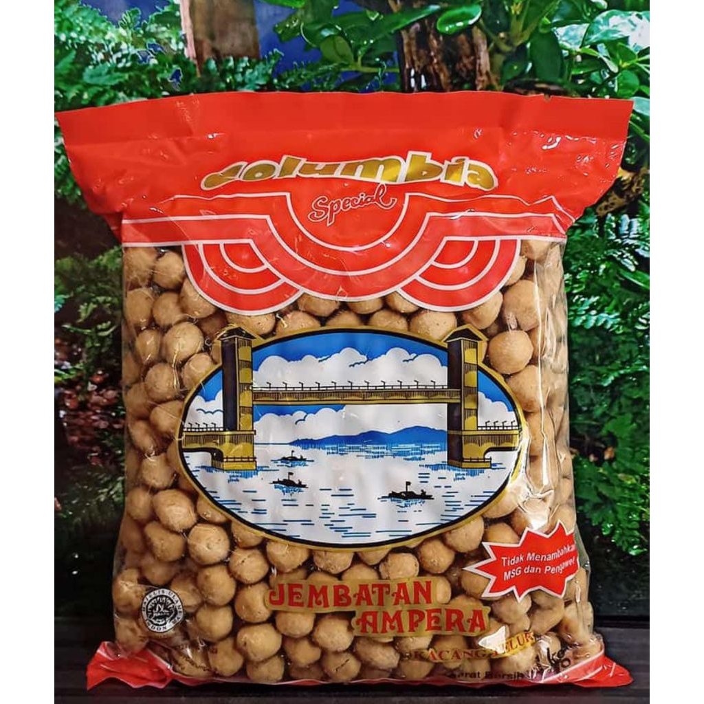 kacang telor Jembatan Ampera