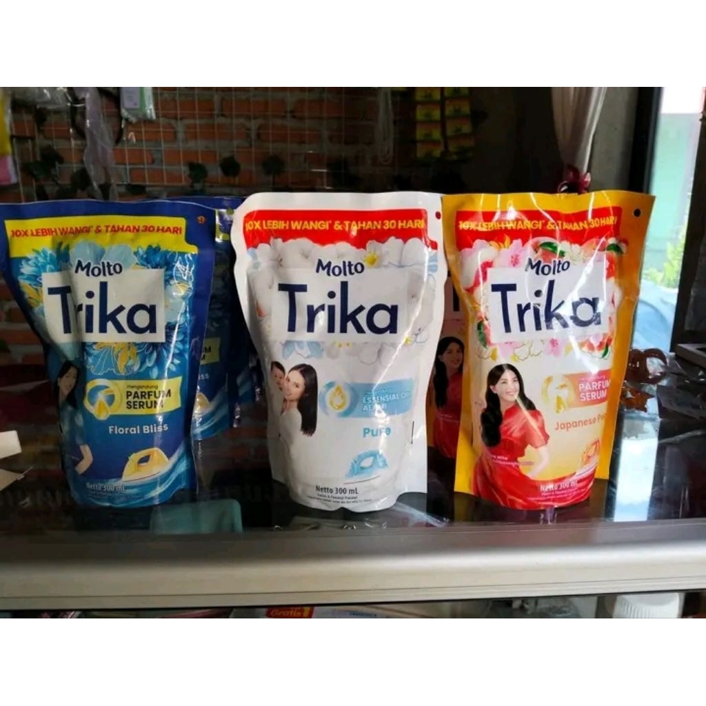 Molto Trika Setrika Anti Kusut Wangi Japanese Peach / Floral Bliss / Pure