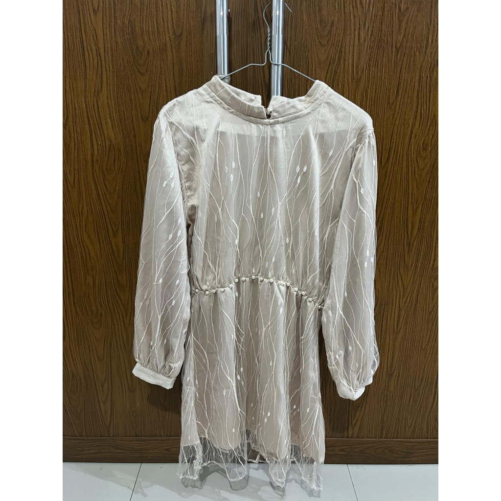 Tunik Brukat Cream