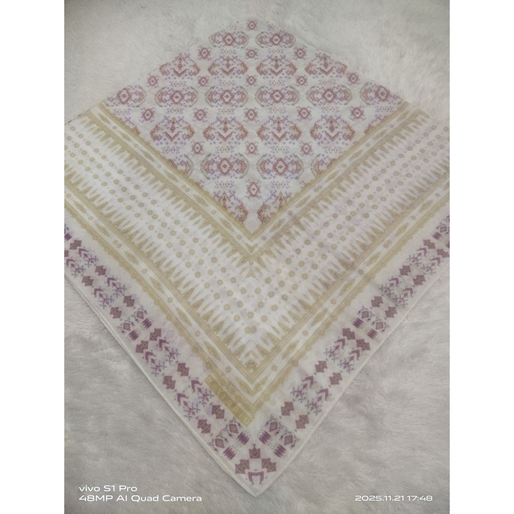 Dian pelangi studio scarf new