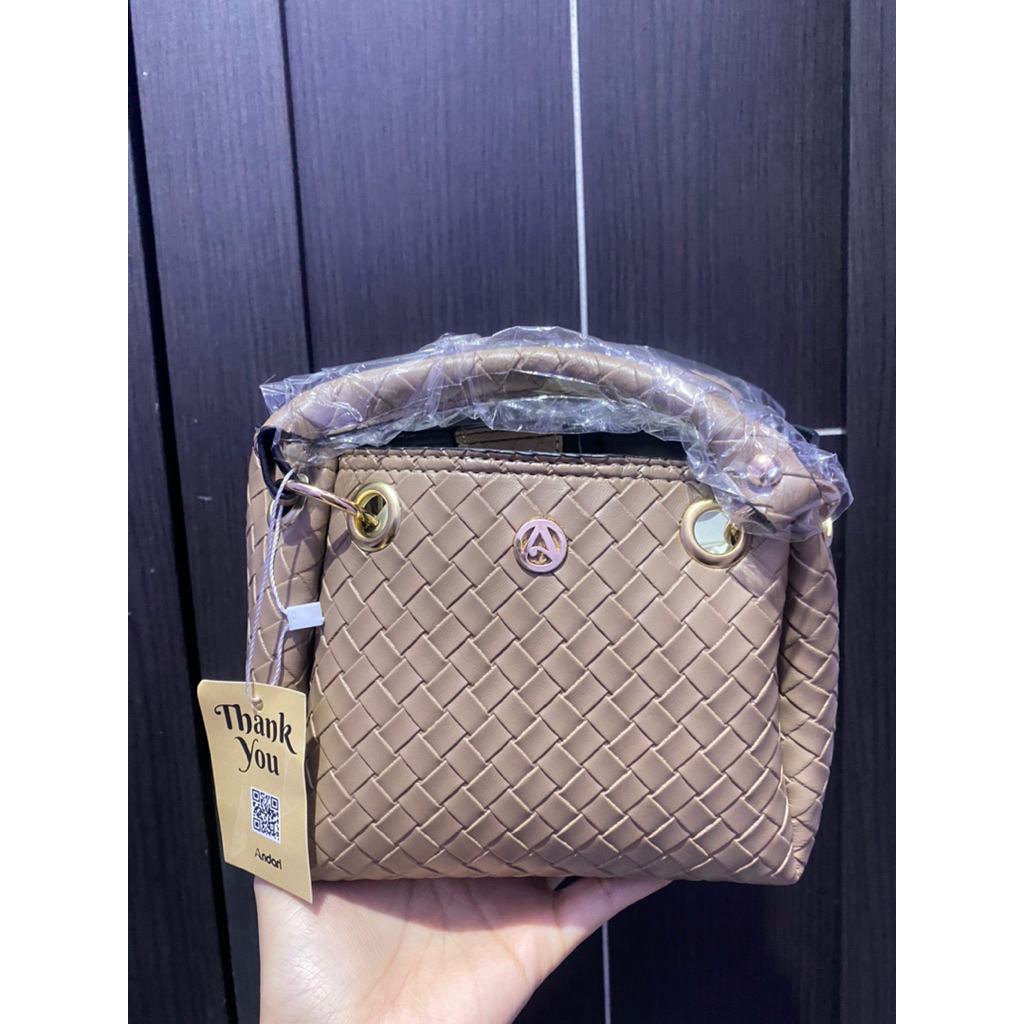 Saluan bag by Andari warna Milo (CEK DESKRIPSI)