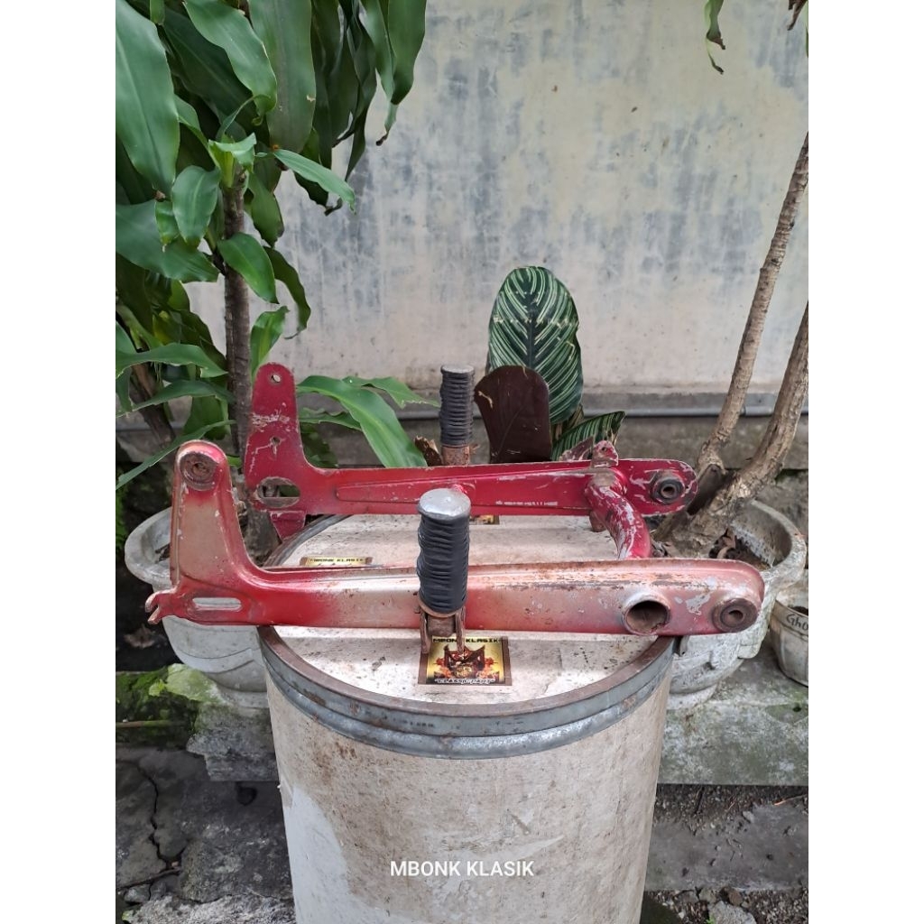 swing arm c50 c70 c700 c800 supercub ORIGINAL swingarm c70 c700 c800 swing arm honda c50 c70 c700 c8