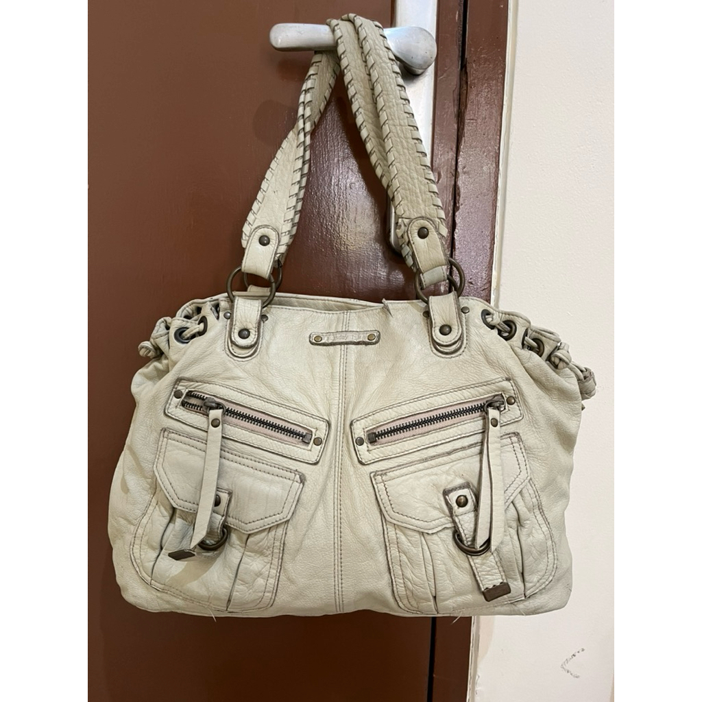 Tas Preloved Hobo Bag Kulit Asli Thursday Island