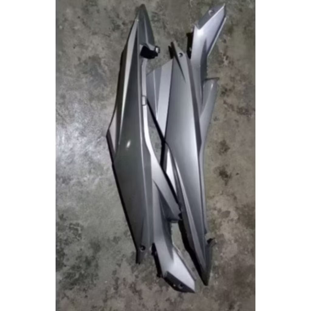Cover Body Satria FU Facelift 2013 2014 2015 warna abu abu