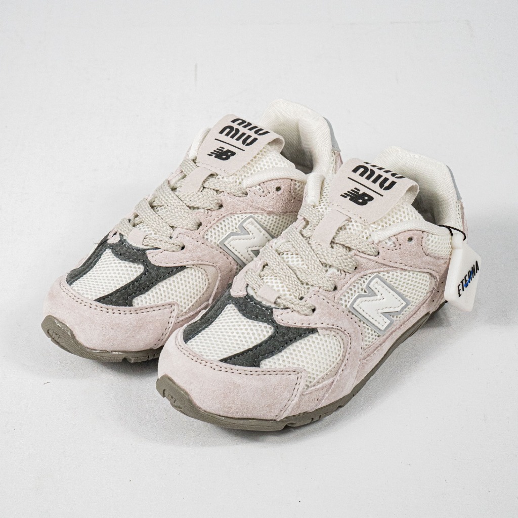 Eterna. - Sepatu Anak NB New Balance x Miu Miu Beige Cream Kids Sneakers