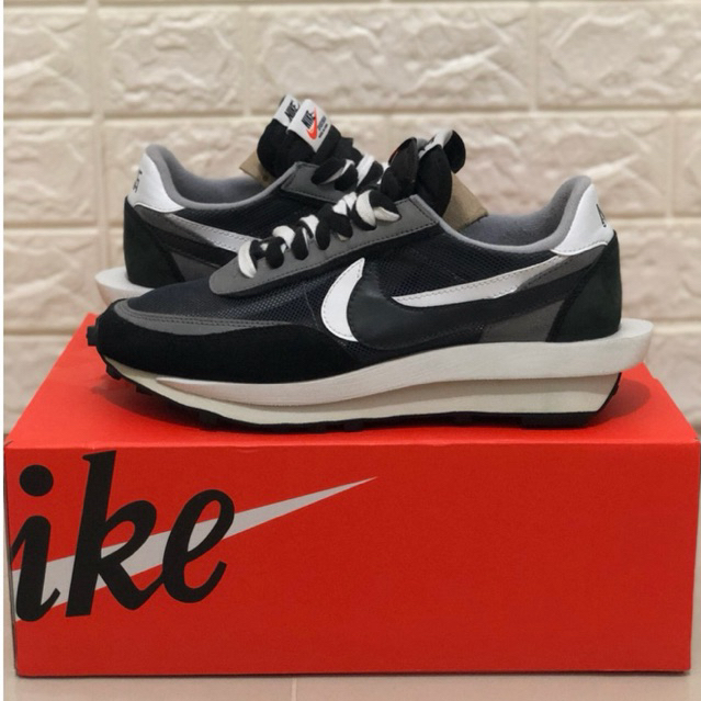 Nike LD Waffle x Sacai Black White (100% Authentic)