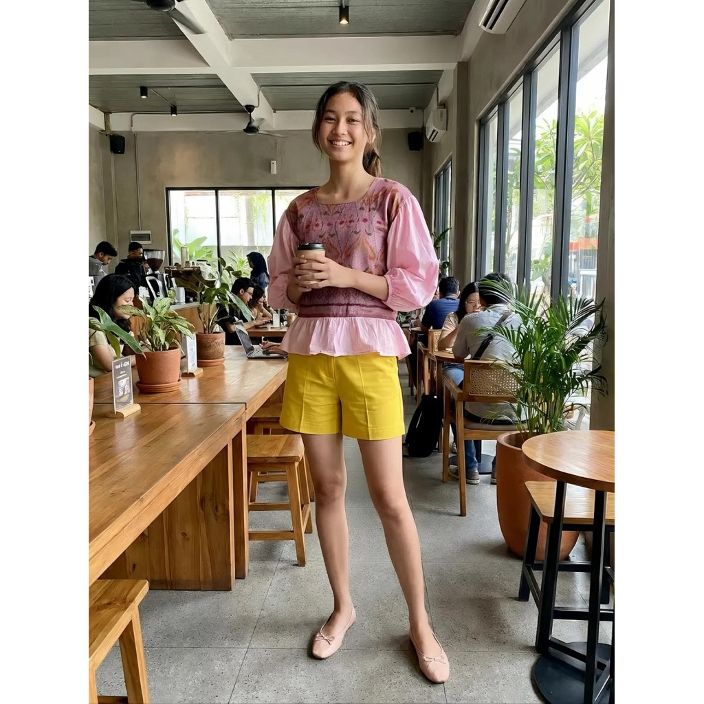 Atasan tenun endek Bali