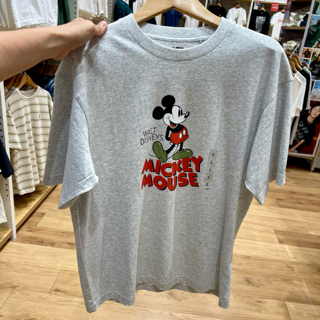 Tshirt Uniqlo Man MFA DISNEY Gray