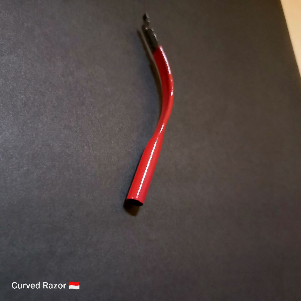 Razor Lengkung Barbershop Salon & Pangkas