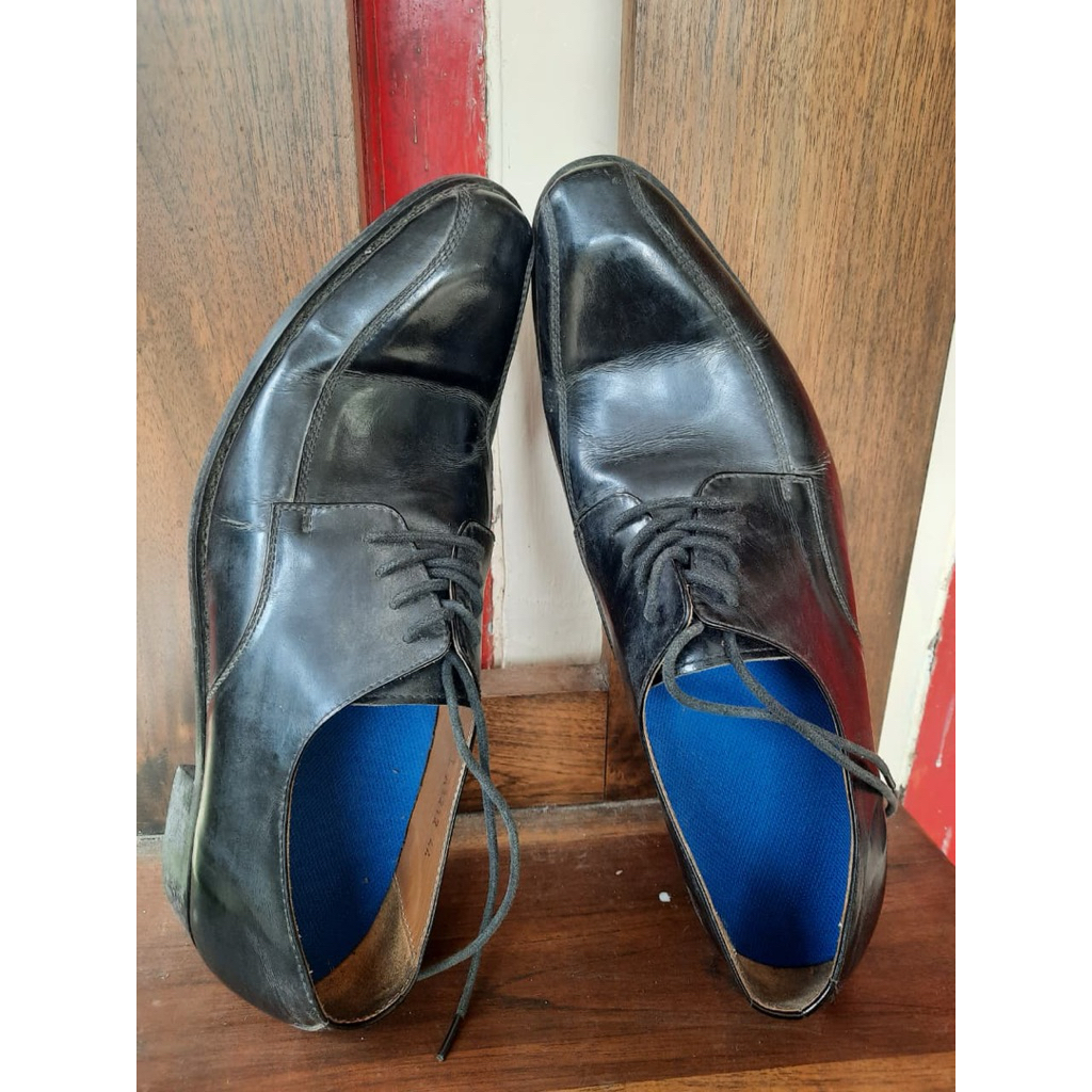 Preloved Sepatu Pria Buccheri