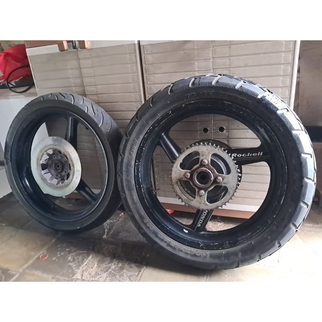 Velg cb 400 gsx 400 custom ninja rr ninja r supermoto pelek racing palang kelengkapan seperti difoto