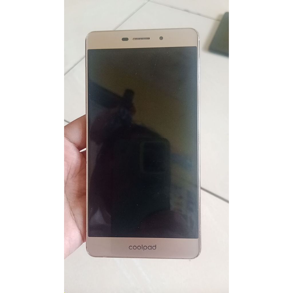 LCD Coolpad Sky 3 E502 Normal Ori Copotan