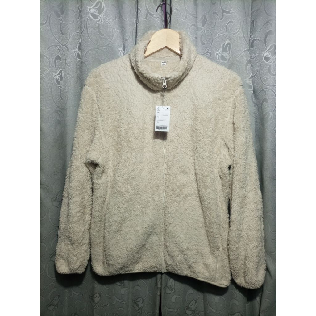 Jaket tracktop Uniqlo Original Sherpa Tebal Luar Dalam_Cream_Size L Fit XL