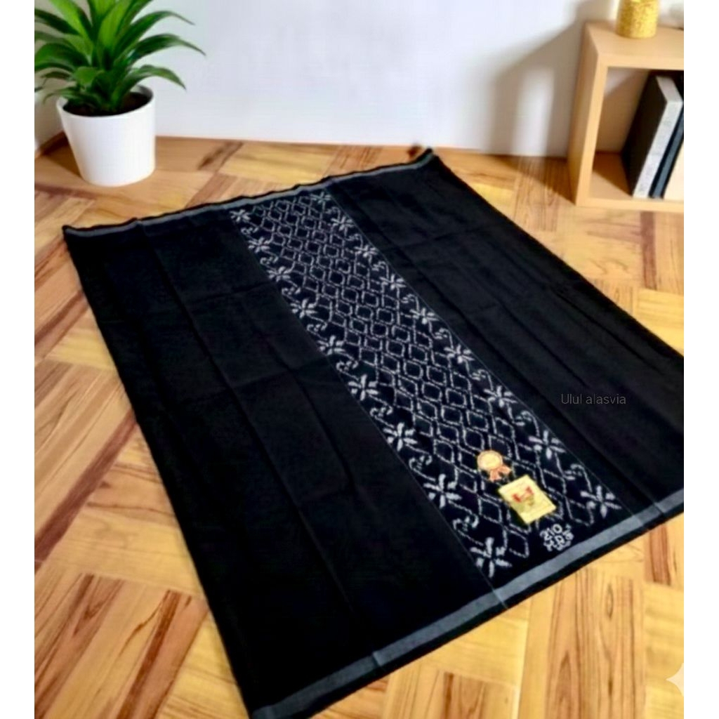 Sarung HDS 210 Original Samarinda – Sarung Tenun Pria Adem Halus Anti Luntur Termurah