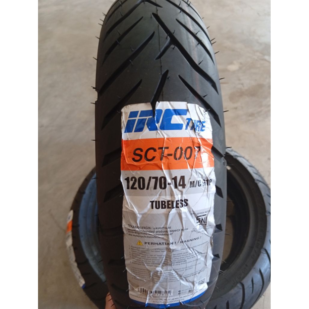 BAN TUBLESS IRC 120/70 RING 14