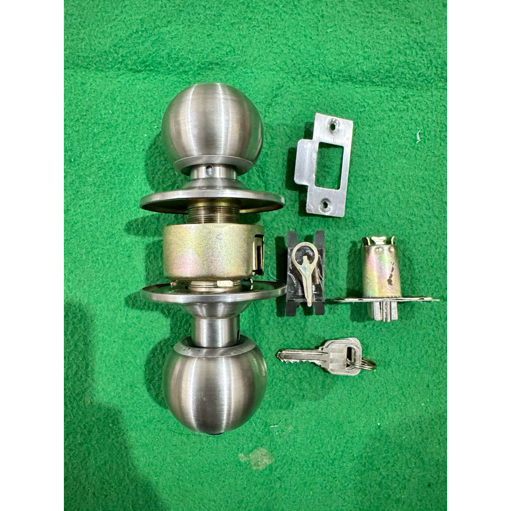 slot bulat cilinder kuningan extra pintu kamar mandi