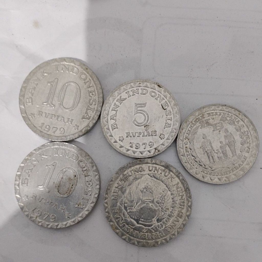 Koin kuno 10 & 5 rupiah